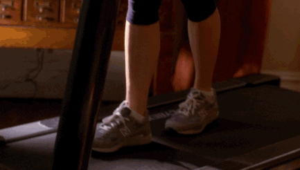 Liz Lemon walking slowly on treadmill